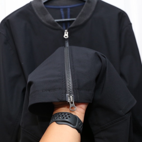 Lululemon Black Zip-Up Jacket - Picture 6 of 6